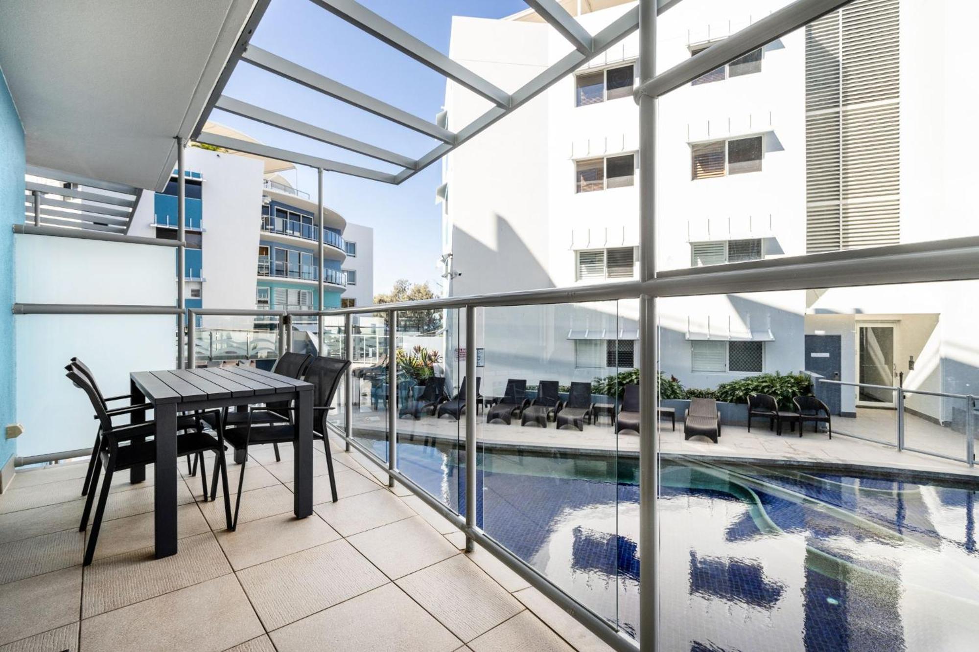 Rolling Surf Resort Caloundra Oda fotoğraf